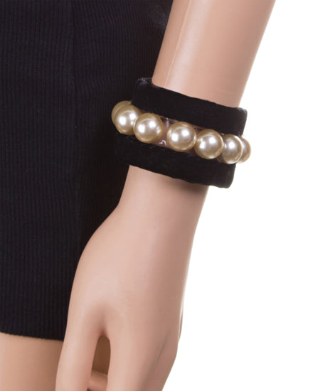 Choked UP pearl choker and bracelet set (2 color options)