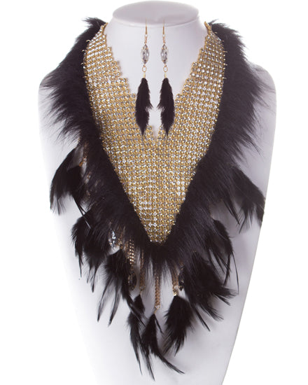 Conceited feather necklace set